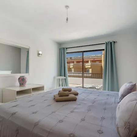 3 Bedrooms With Views Semesterbostad *