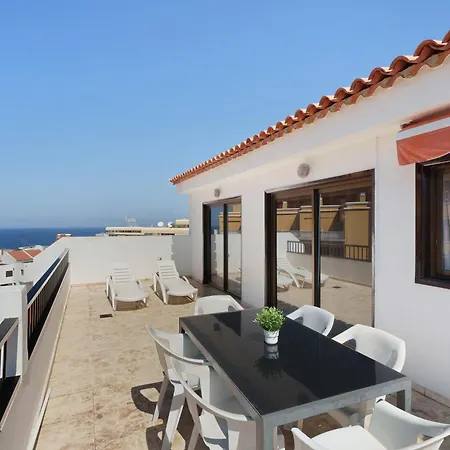 3 Bedrooms With Views *