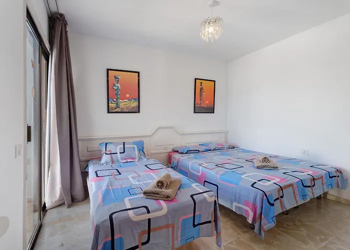 Dom wakacyjny 3 Bedrooms With Views