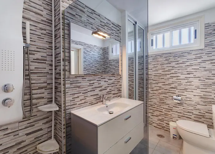 度假居 3 Bedrooms With Views 阿德耶