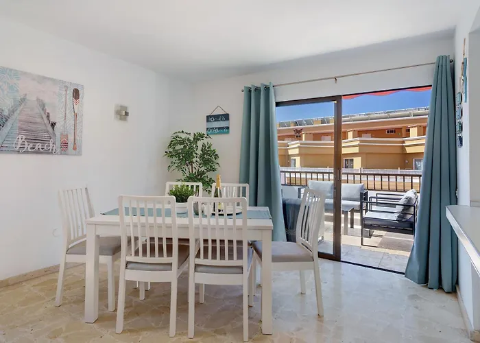 3 Bedrooms With Views * 阿德耶